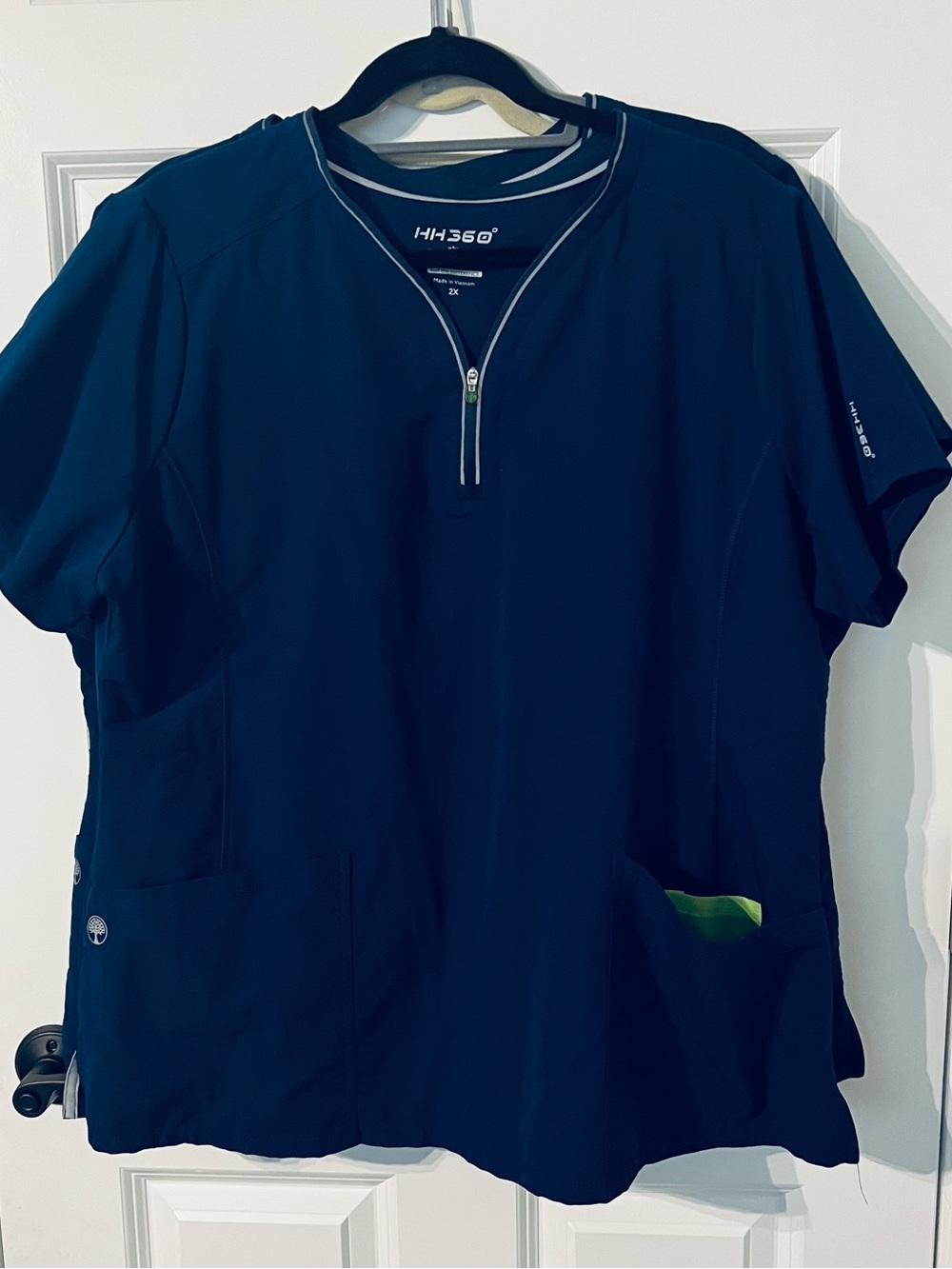 healing hands HH360 Navy Blue Scrub Top with White Trim - qty 3